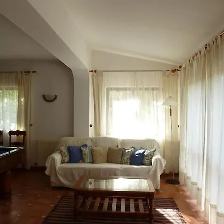 Lorenzo With Tennis Court & Swimming Pool Villa