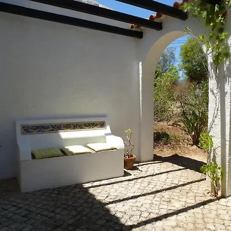Lorenzo With Tennis Court & Swimming Pool