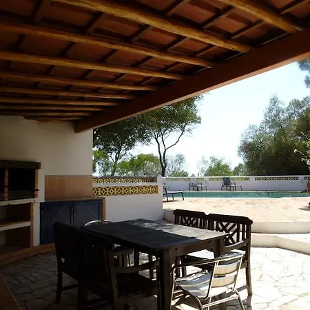 Villa Lorenzo With Tennis Court & Swimming Pool Portimão